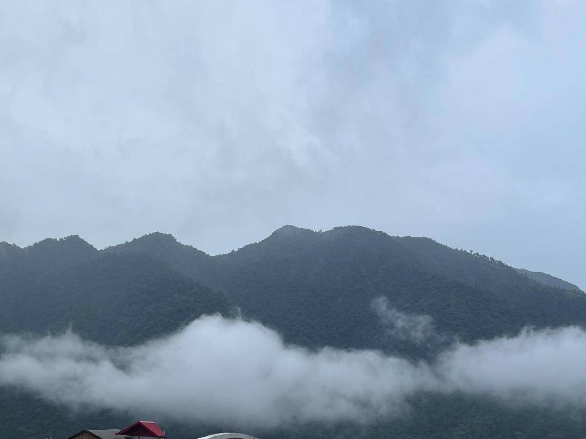 Rishikesh Adiyogi Hotel Kültér fotó